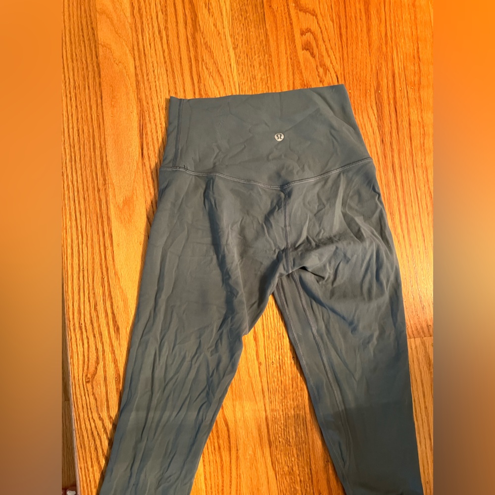 25” Lululemon aligns